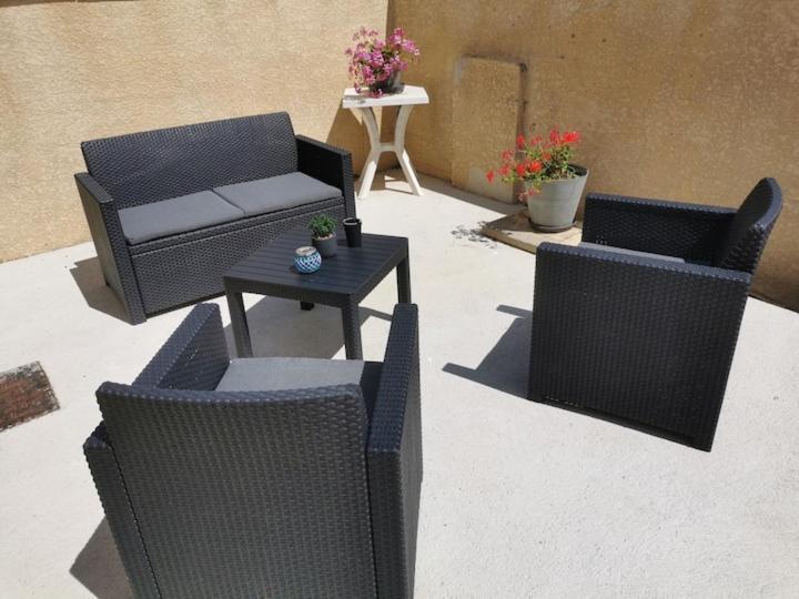Appartement Agreable Et Spacieux Ensoleille Valros Zewnętrze zdjęcie